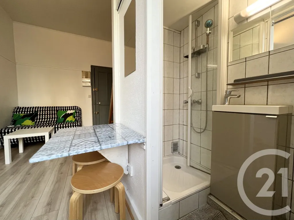 Salles de bain - Studio Meublé Proche Gare à Grenoble