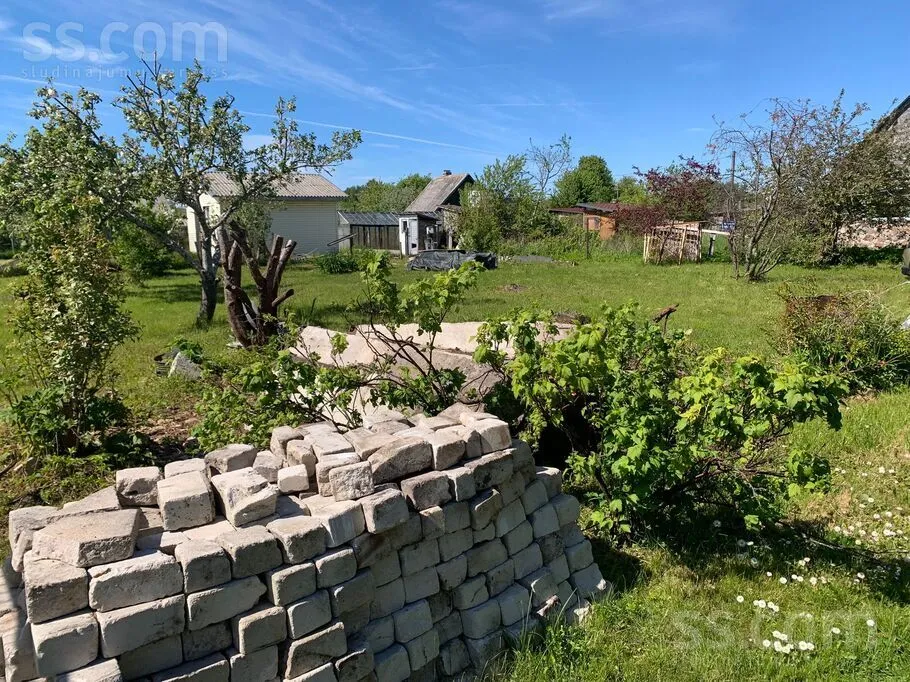 Jardin - Privatised Cottage with Fruit Trees in Ventspils