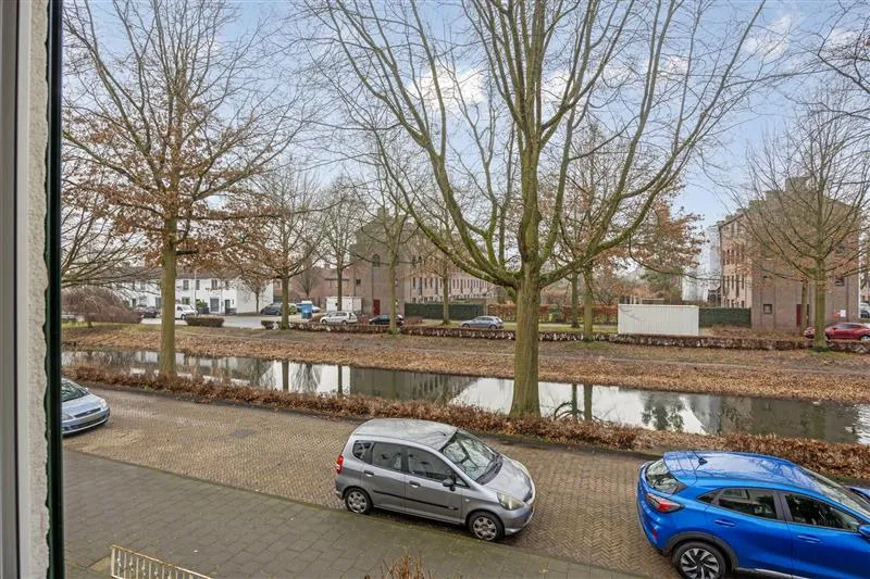 Välivaade - 1950s Semi-Detached House with Garden in Burghplan, Eindhoven
