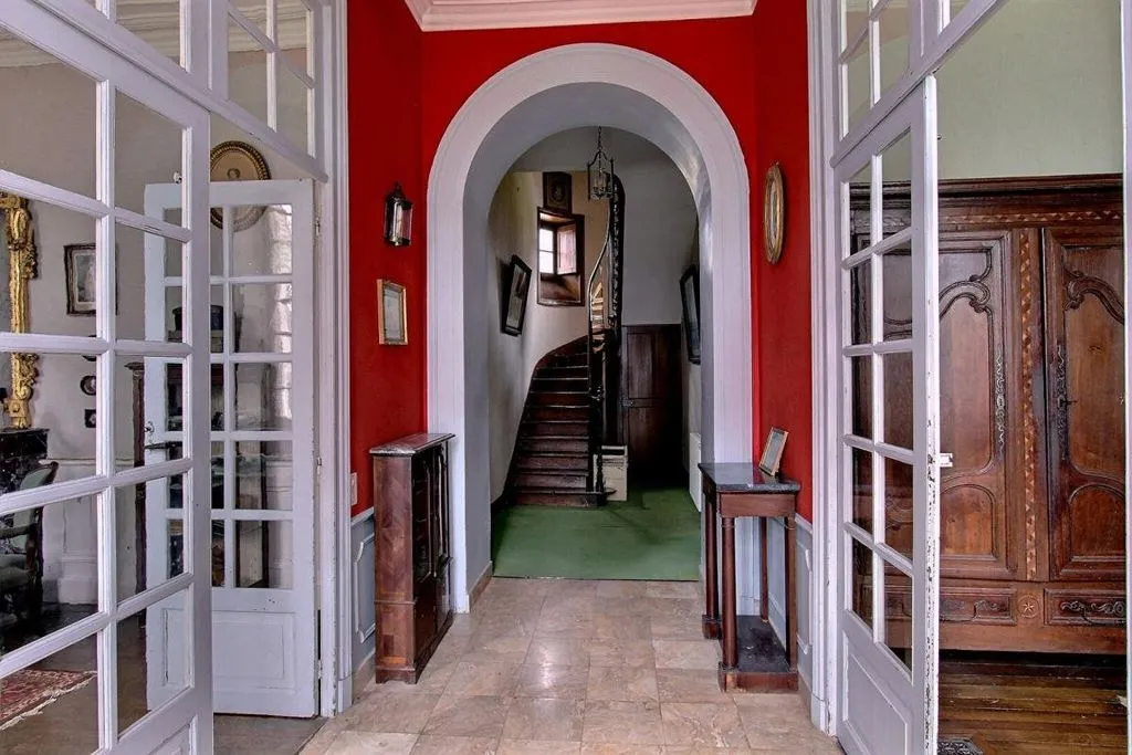 Esik - 1850 Manor with Tennis in Guipry Messac