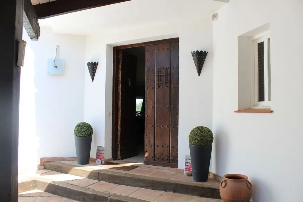 Entrée - Chalet with Pool and Terrace in Sotogrande Costa