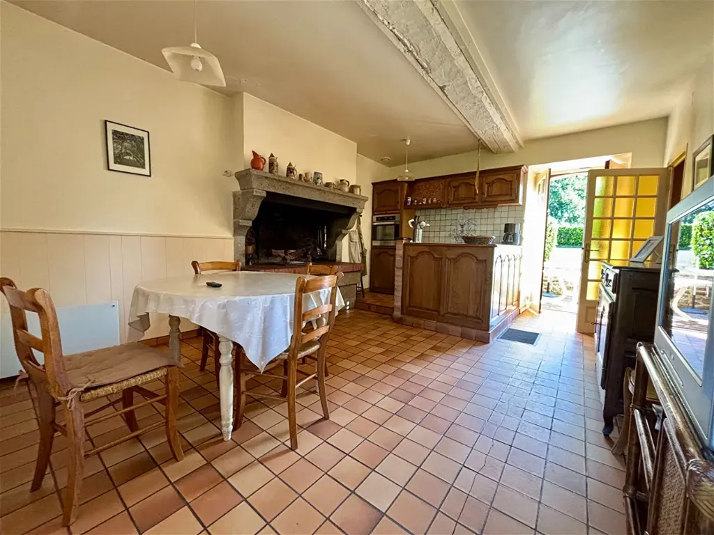 Maison 7 pièces à Ernee