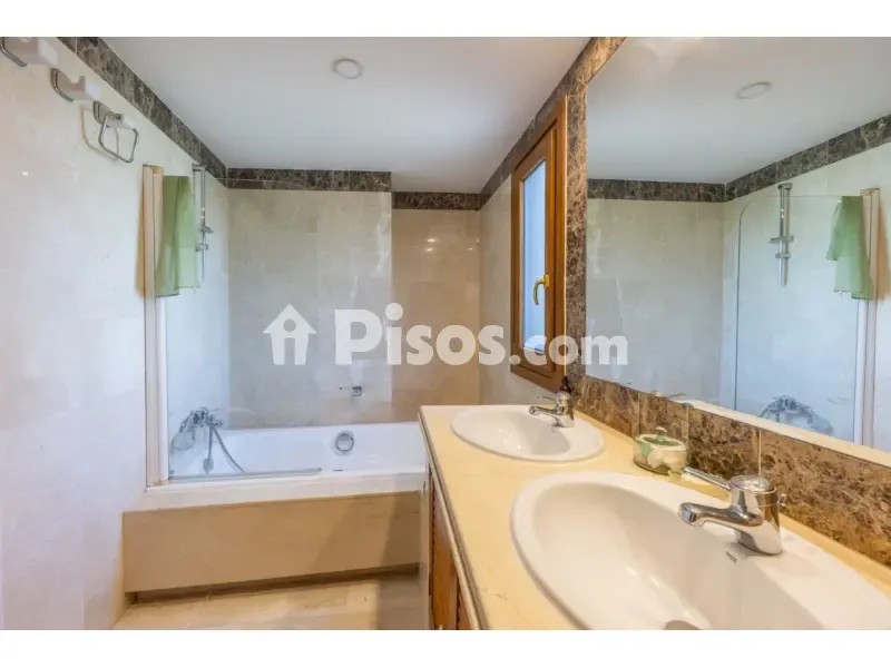 Badezimmer - Penthouse with Sea Access in La Alcaidesa