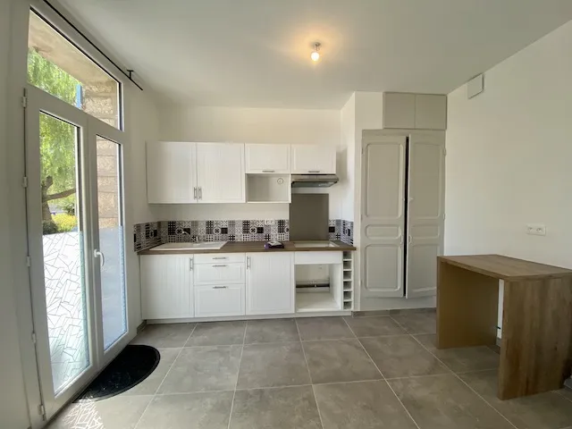 Cuisine - Appartement Rénové au Calme à la Loubière