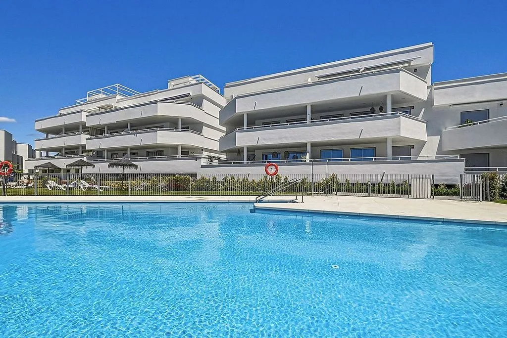 Bassein - Duplex with Pool and Terrace in Estepona