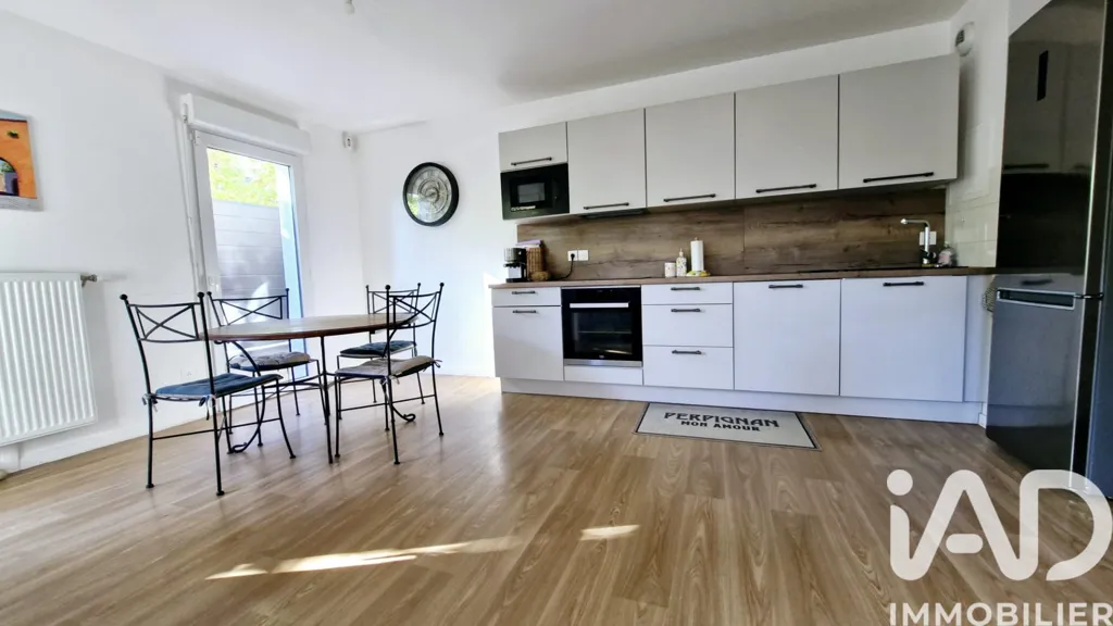 Köök - Garden-Level Apartment with Terrace in Luce