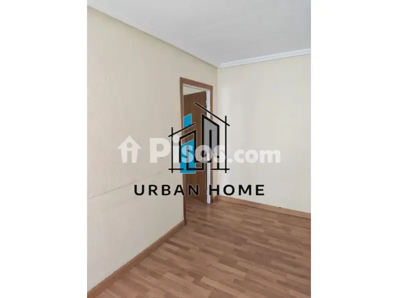 Toad - Apartment with Terrace in San Claudio, León