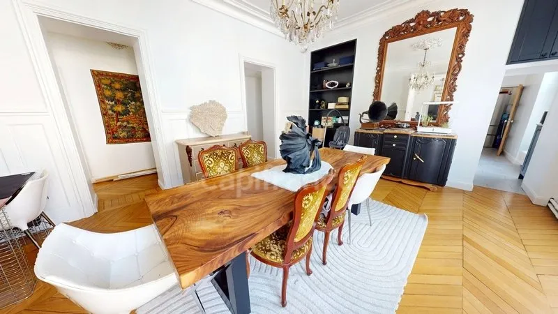 Salle à manger - Appartement de Caractère avec Jardin en Centre-Ville de Corbeil-Essonnes
