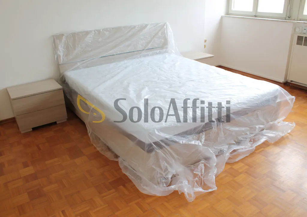 Chambres - Shared Apartment with Modernised Rooms in City Centre