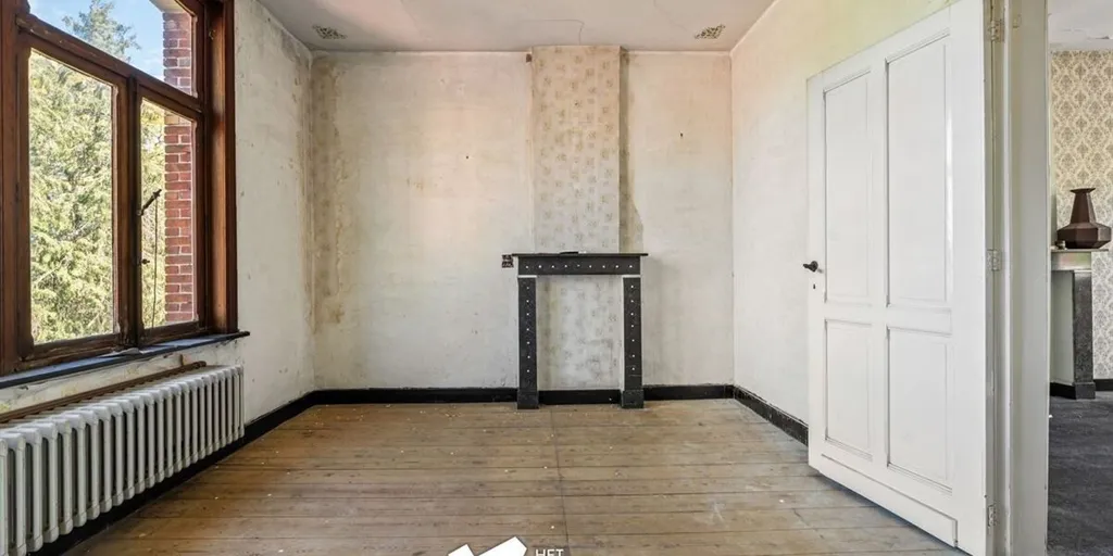 Toad - Renovatable House with 5 Bedrooms in Olmen