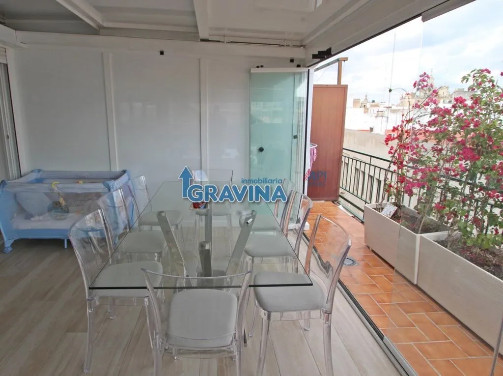 Terrasse - Bright Penthouse with Terrace in Seville