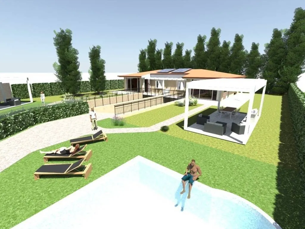Luxury Villa with Private Garden in Pomezia