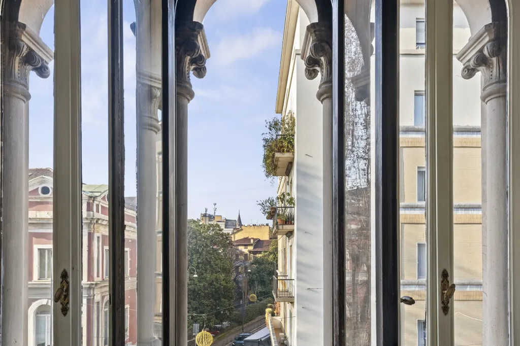 4 magamistoaga korter asukohas Milan