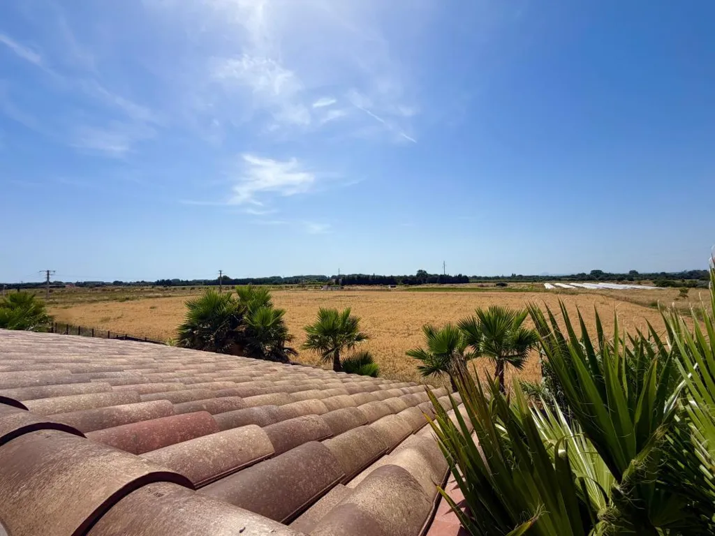 Esterno - Contemporary House with Pool in Vauvert