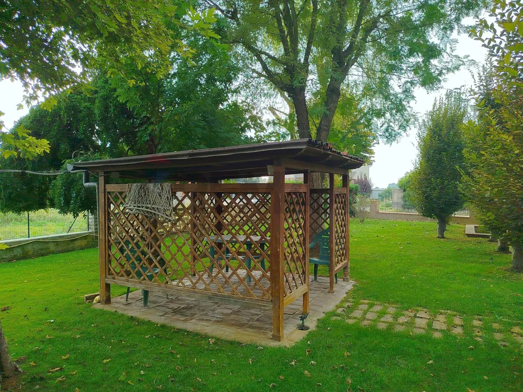 Aed - Bifamily Villa with Garden in Medolla