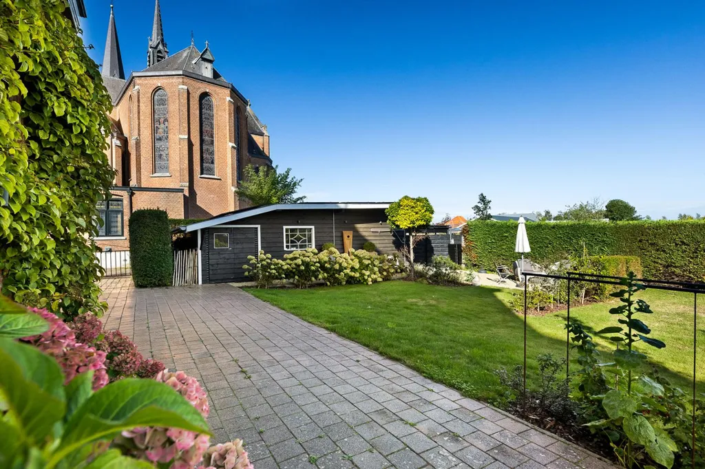 Jardin - Rijksmonument Villa with Garden in Lamswaarde