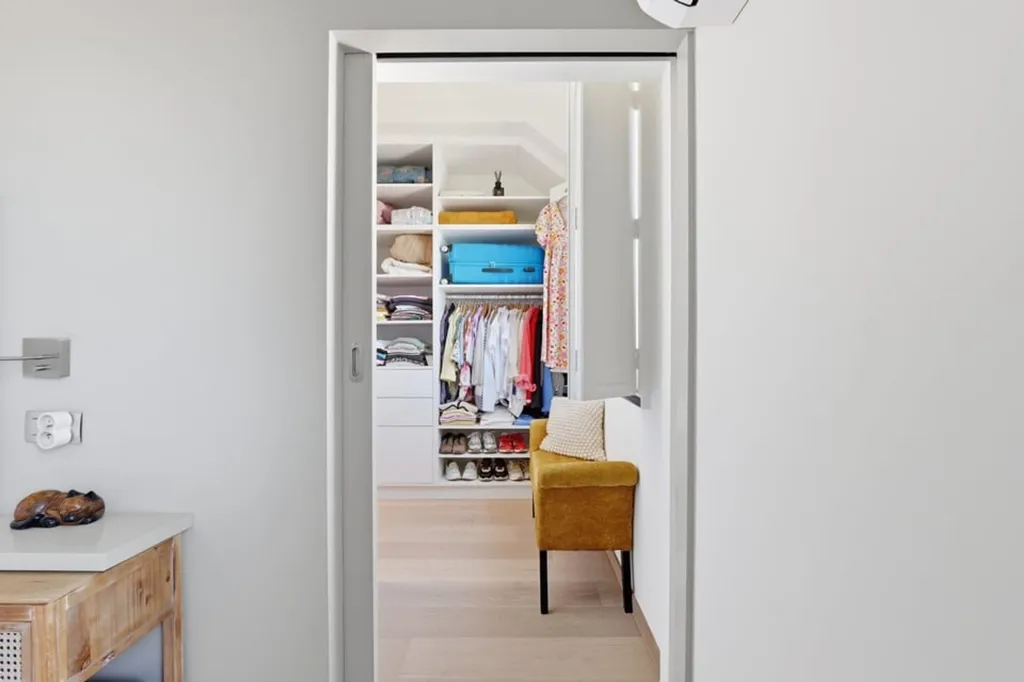 Toad - Bright Flat with Garden Access in Sint-Truiden