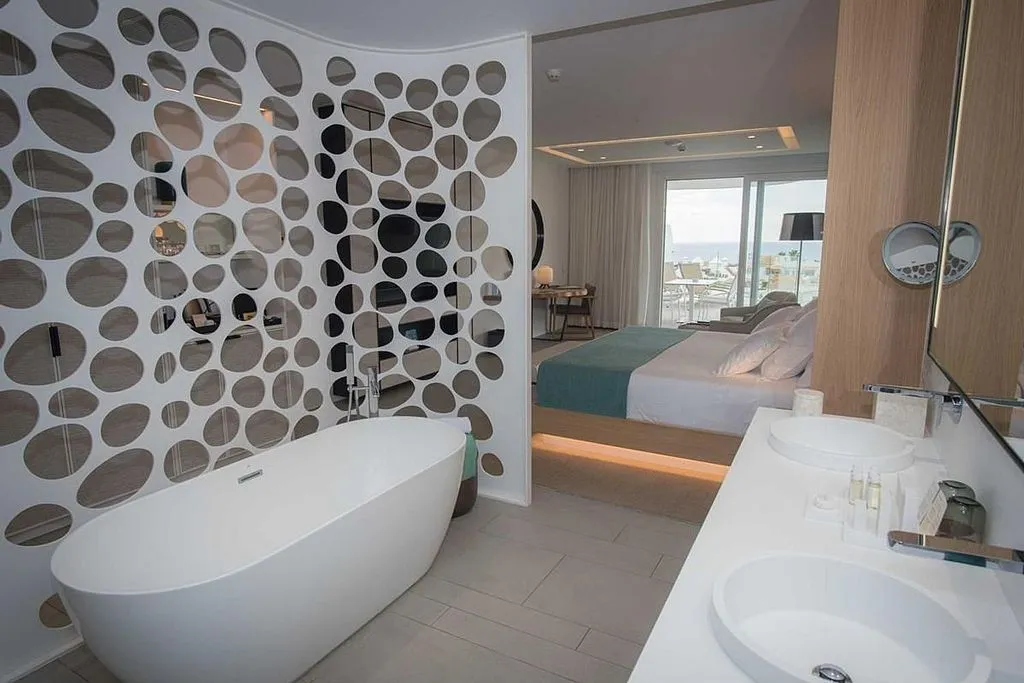 Bagni - Two Junior Suites with Pools in La Caleta