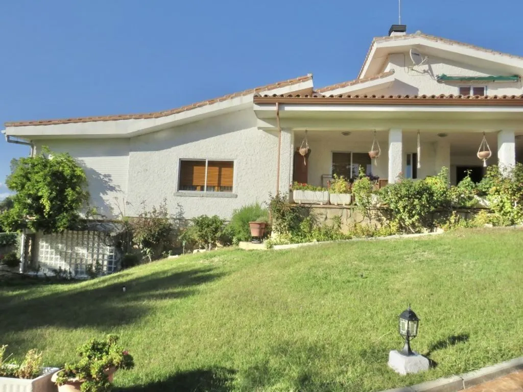 Extérieur - Luxury House with South-Facing Views in Algete