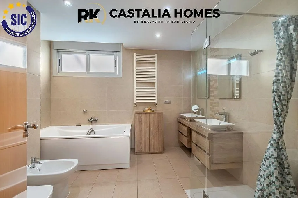 Salles de bain - Luxury House with Pool in Benicassim