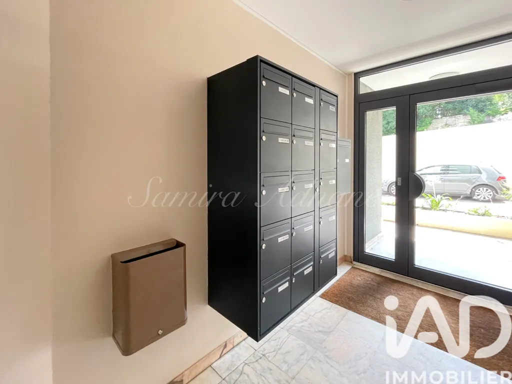 Ingresso - T4 Apartment with Balconies in Rueil-Malmaison