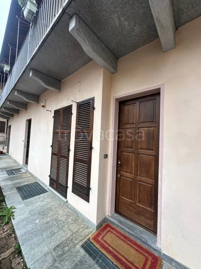 Esterno - Armed Trilocale with Balcony in Rosta