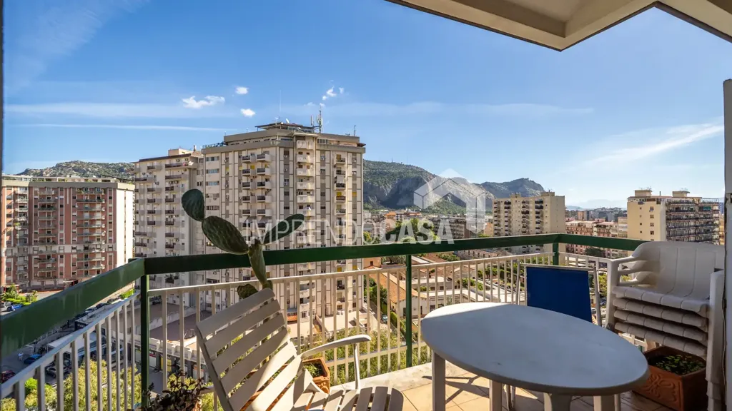 Balcon - Panoramic Penthouse with Terrace in Palermo