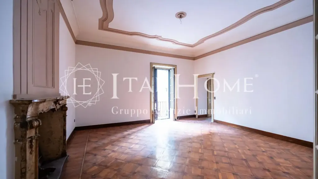 Elutuba - Noble Apartment with Balcony in Bergamo