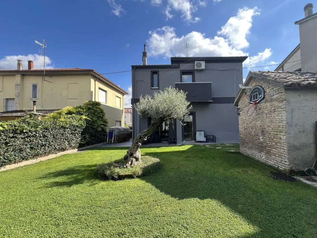 Jardin - Rustic Villa with Garden in San Vittore, Cesena