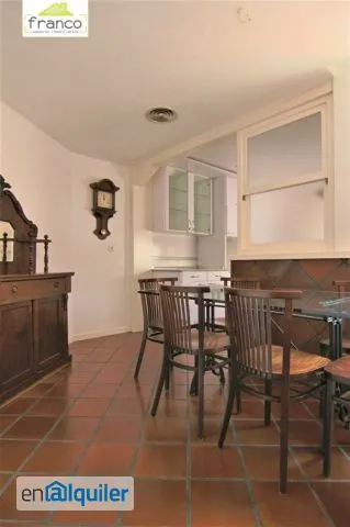 Söögituba - Apartment with Terrace in La Flota