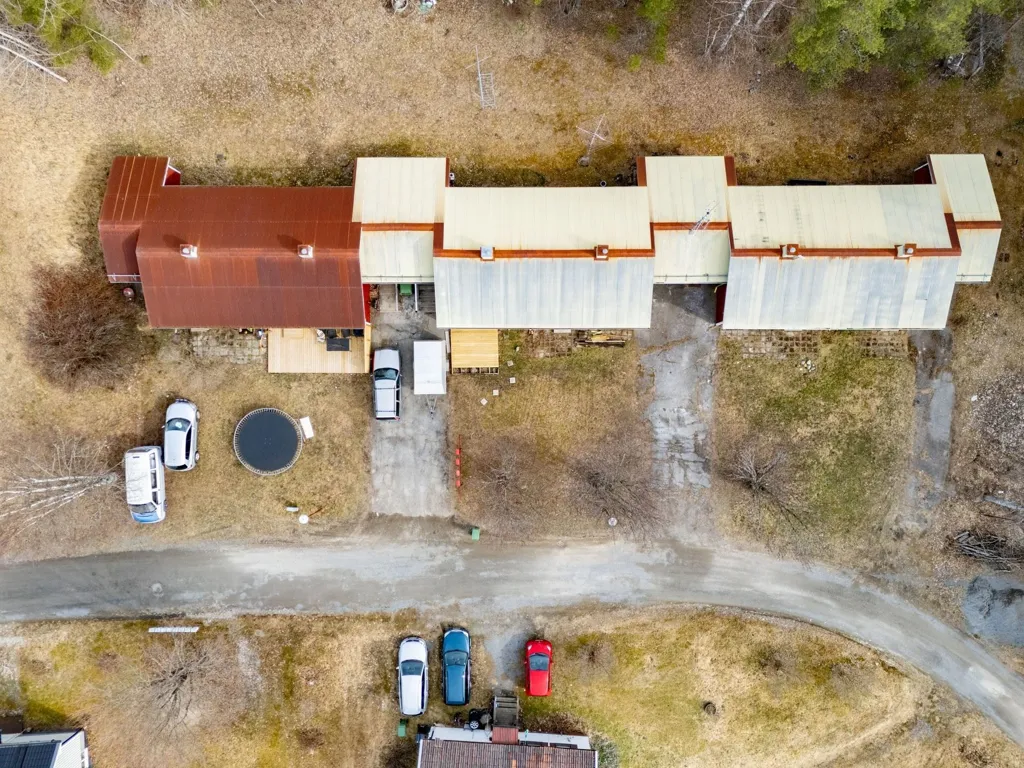 Vue aérienne - Fully Let Terraced House with Nature Near Ånge