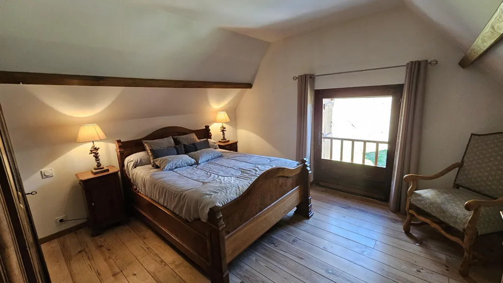 Chambres - Maison en Pierre avec Vue Montagne en Vallée de Campan
