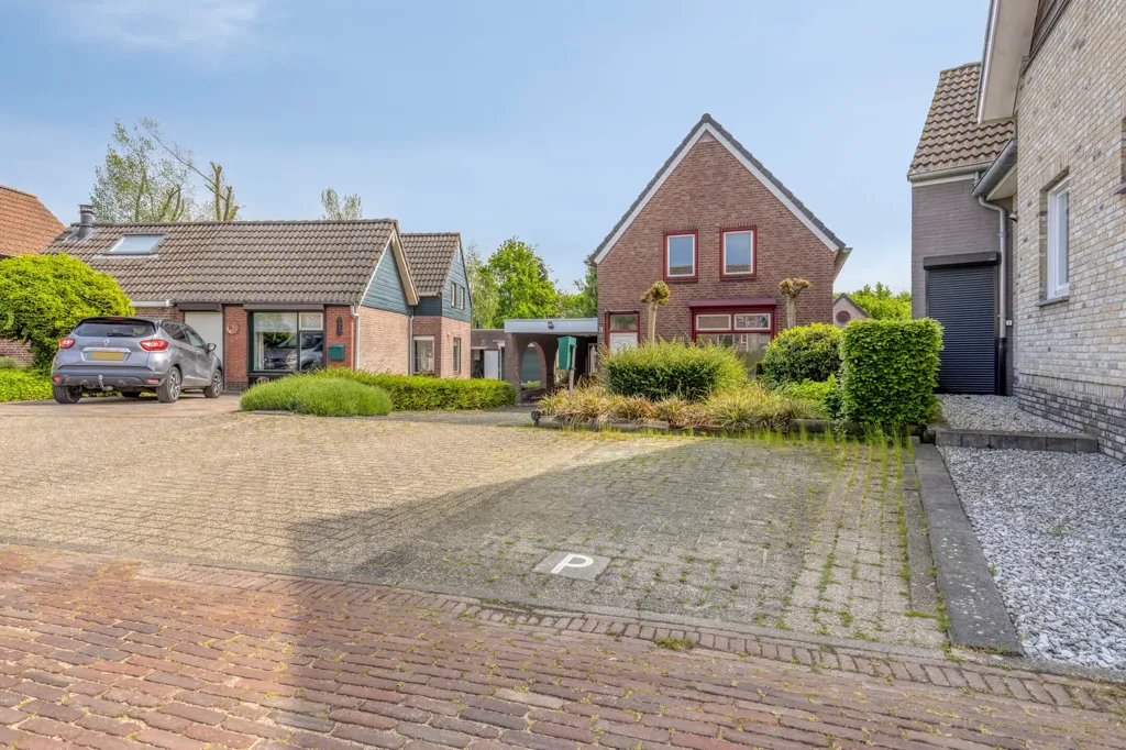 5-room house in Nieuw-vossemeer