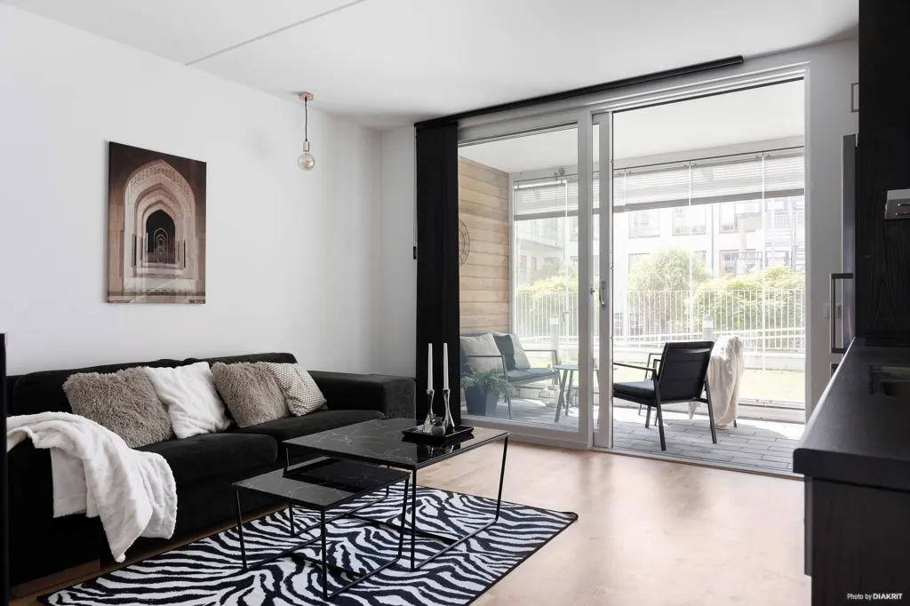 Séjour - Modern Flat with South-Facing Balcony in Nissastrand