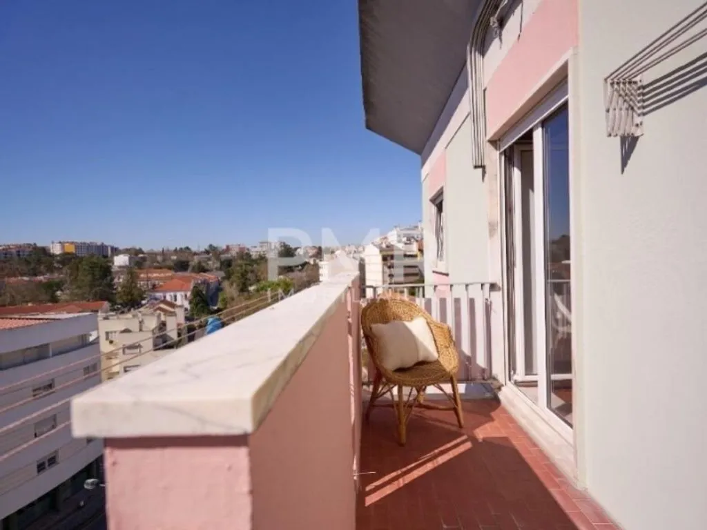 Rõdu - Luxury Flat with Two Fronts in Lisbon