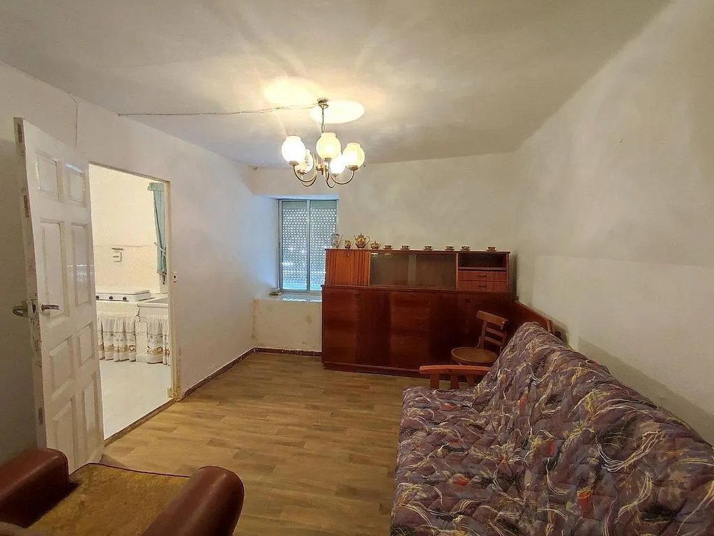 Elutuba - Rustic House with Patio in Puente Duero