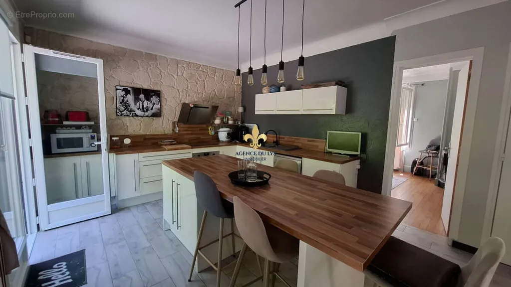 Cuisine - Maison Traditionnelle avec Jardin au Domaine du Lys