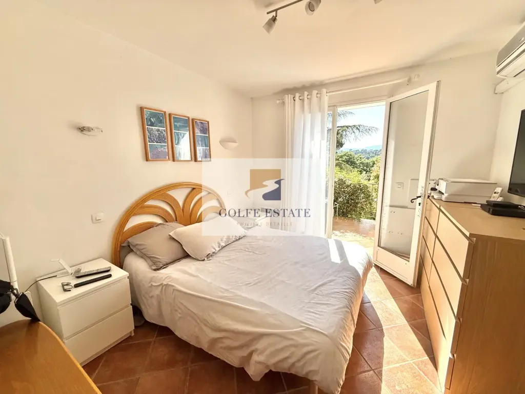 Chambres - Maison avec Piscine et Vue dans un Domaine Sécurisé à La Croix-Valmer