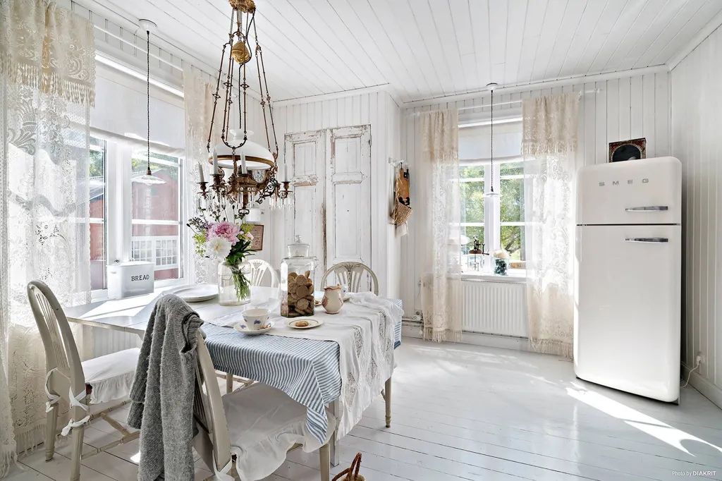 Sala da pranzo - Villa with Garden and River View in Kalix