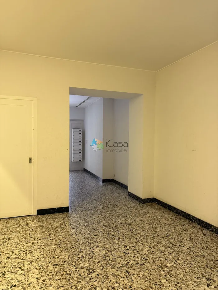 Pièces - Appartement avec Balcon au Centre de Luxembourg