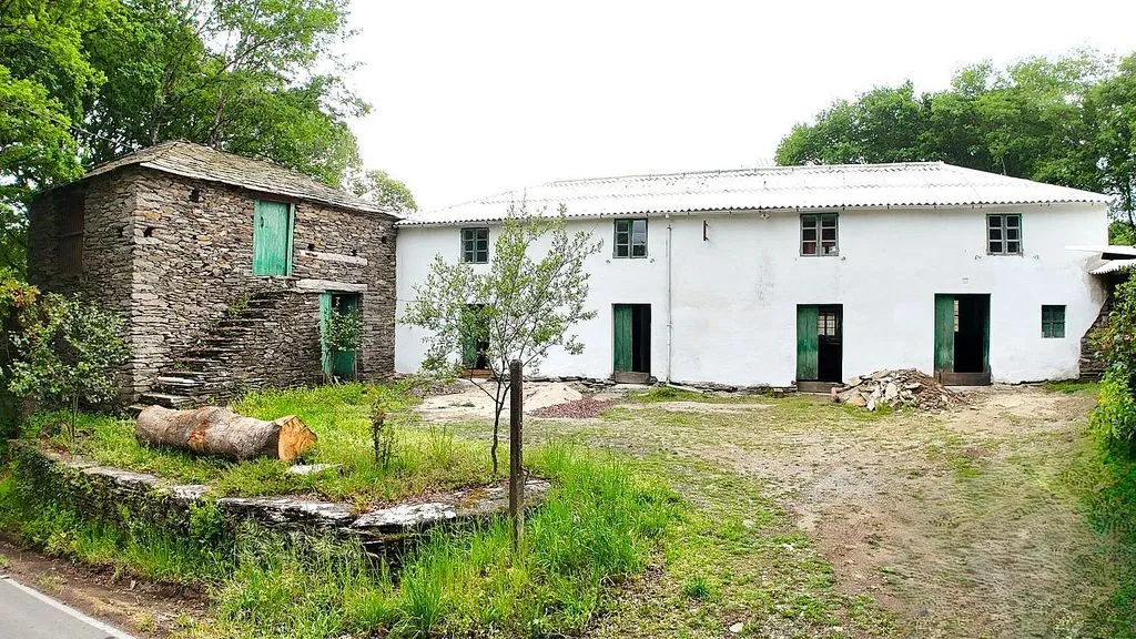 Esterno - Chalet with Terrace and Balcony in Guntín