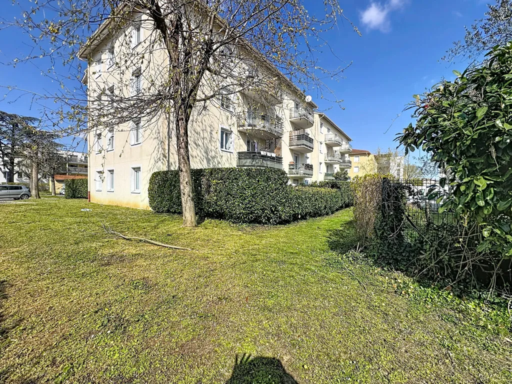 Giardino - Renovated Flat with Balcony in Décines-Charpieu