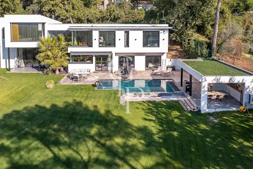 Vue aérienne - Villa de Luxe avec Piscine à Mouans Sartoux