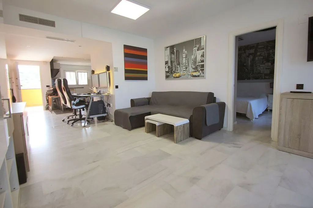 Elutuba - Apartment with Sea View and Pool in Manilva