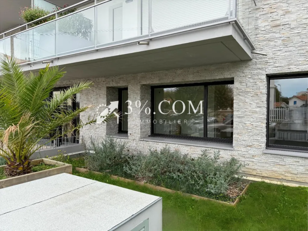 Terrasse - Appartement T1 avec Parking à Royan Pontaillac