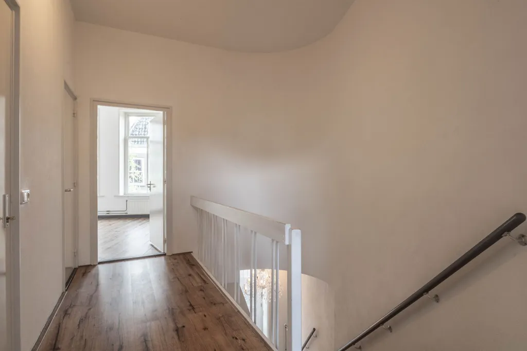 Esik - Maisonnette with Rooftop Terrace in Hoorn