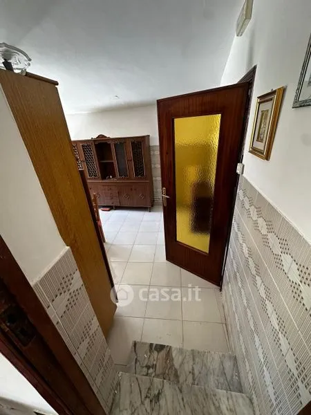 Esik - Rustic Villa with Garden in Aidone