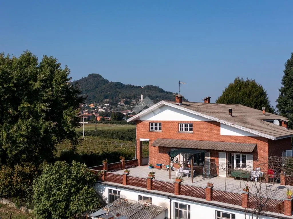 Välivaade - Independent Villa with Garden near Revello