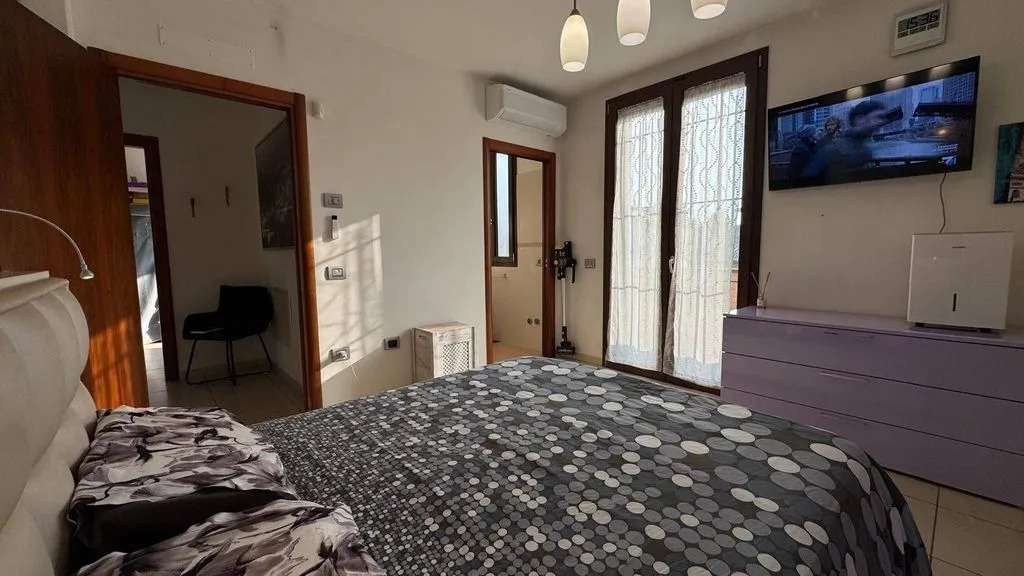 Magamistoad - Luxury Villa with Panoramic Veranda in Forlì