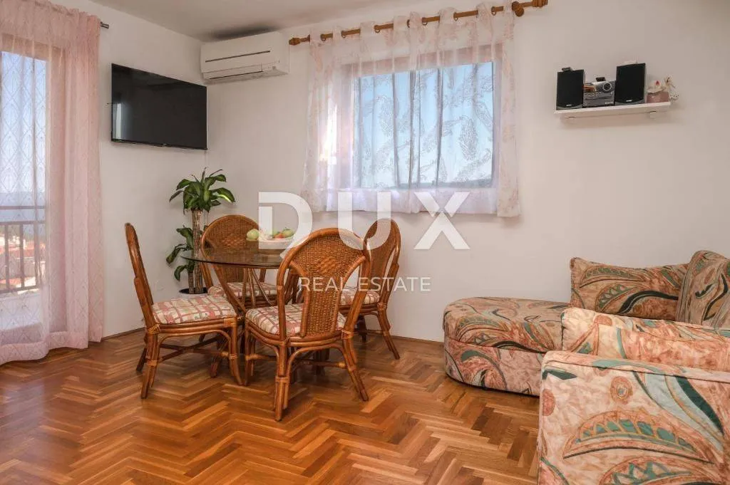 Söögituba - Apartment with Sea View in Labin